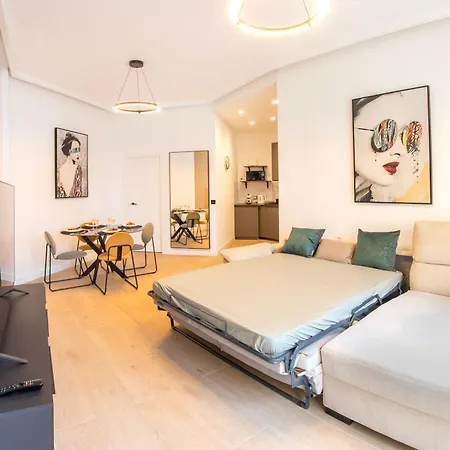 Daire Trendy With A Heated Pool And Near Aqualand, 1a